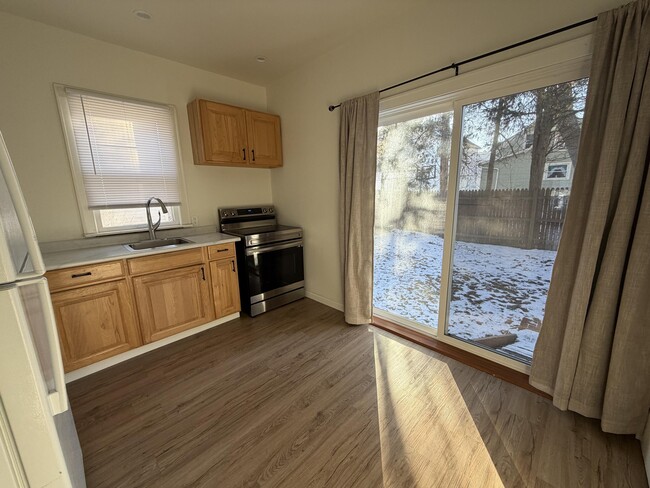 Building Photo - 6614 5th Ave