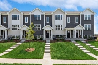 Building Photo - 858 Briar Gln Ct