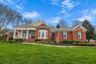 Building Photo - 5 Bed, 3.5 Bath w/ 3 Car Garage Less than 1 Mile from Downtown Franklin