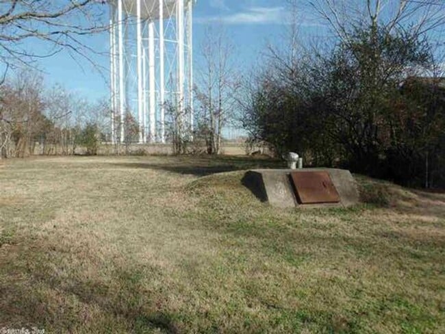 Building Photo - 642 Stevenson St