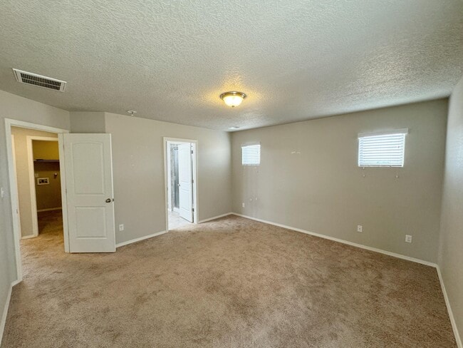 Building Photo - 3845 Havasu Falls St NE