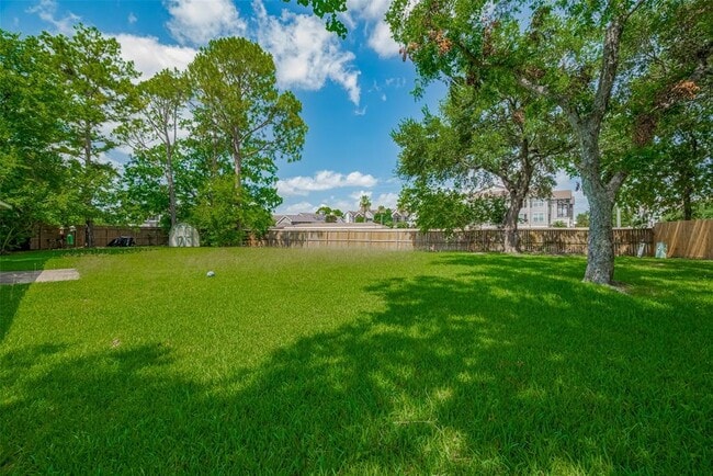 Building Photo - 14330 Templar Ln