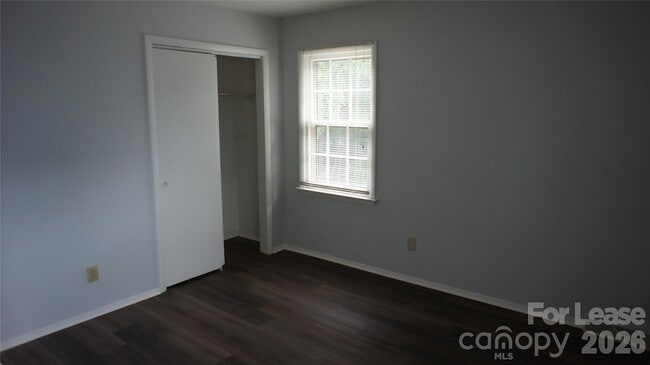 Building Photo - 10000 Ridgemore Dr