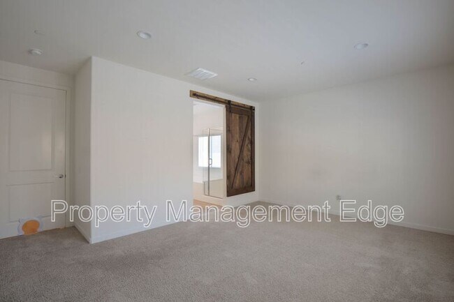 Building Photo - 30913 Chuckwagon Ct