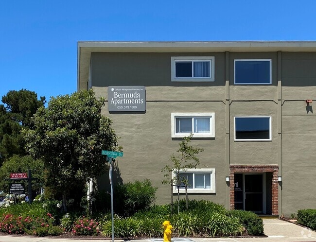 Primary Photo - Bermuda Apartments