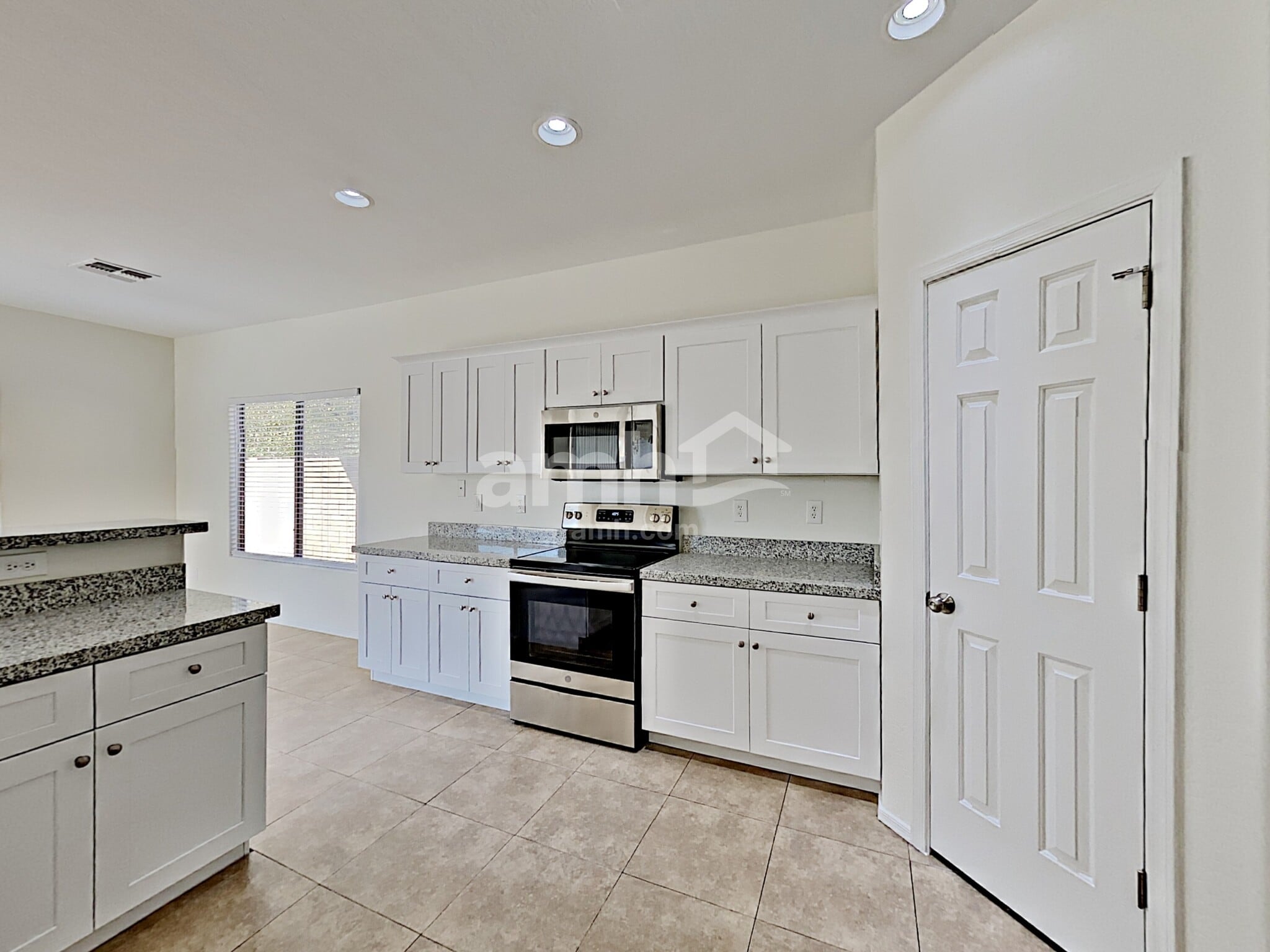 Building Photo - 12733 W Rosewood Dr