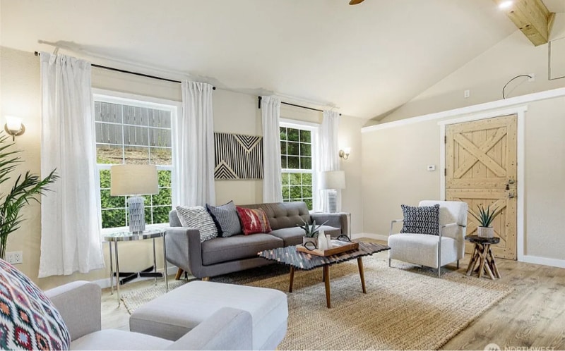 Building Photo - 5651 S 144th St