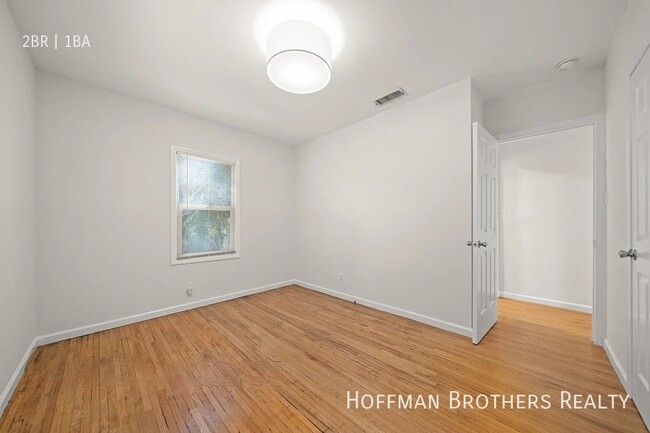 Building Photo - 8912 Rangely Ave