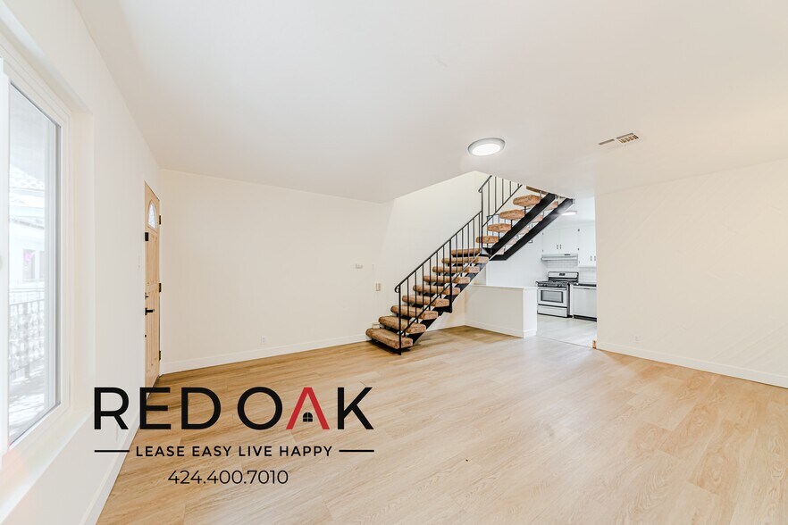 Building Photo - 4737 Orion Ave