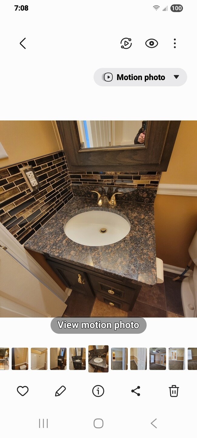 Building Photo - 3033-3012 12th Ave