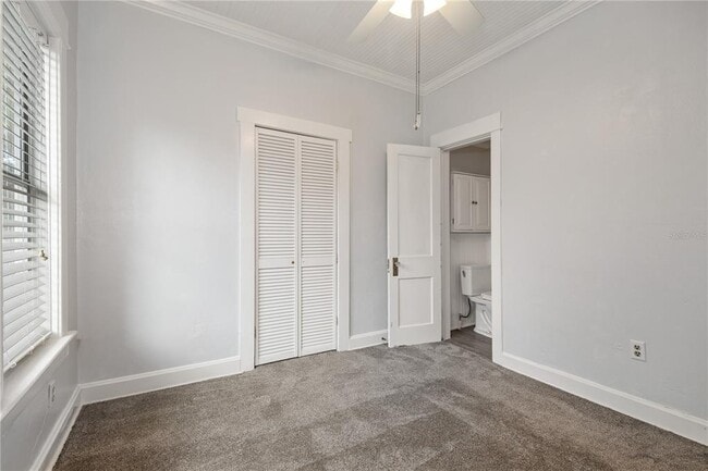 Building Photo - 227 W Fern St