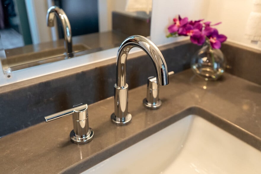 Building Photo - 111 Lucile St