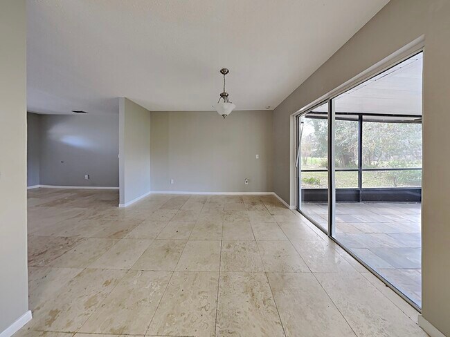 Building Photo - 2143 Creek Side Dr