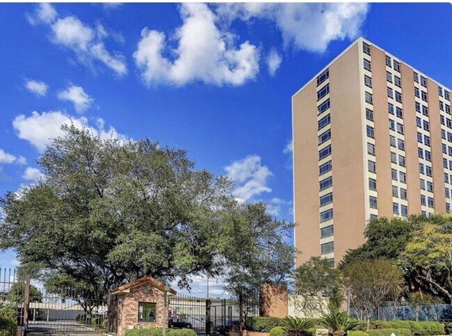 Building Photo - 7520 Hornwood Dr
