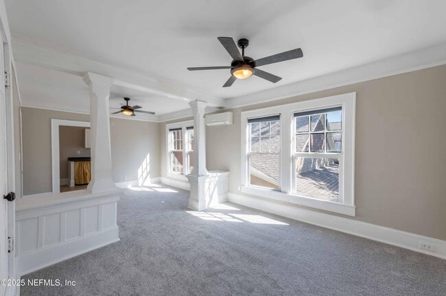 Building Photo - 117 E 4th St