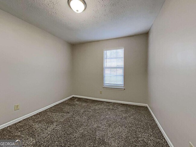 Building Photo - 968 Country Oaks Ct