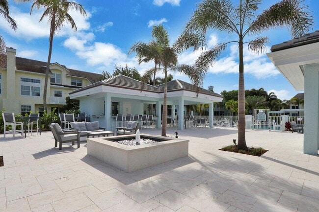 Building Photo - 501 Mainsail Cir