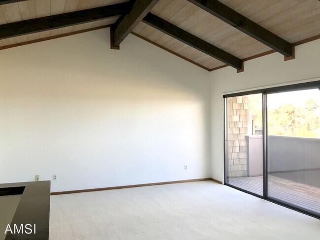 Building Photo - 2 br, 1.5 bath House - 126 Tiburon Blvd