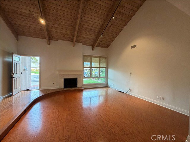 Building Photo - 24961 El Caballo St