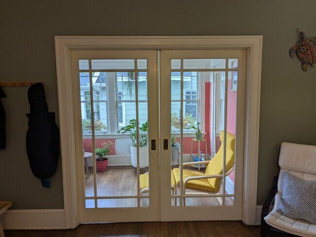 Building Photo - 1974 SE 24th Ave