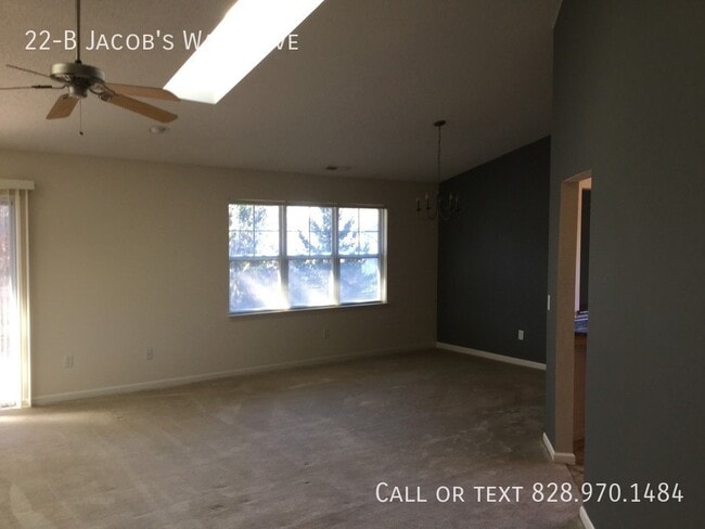 Building Photo - 22 Jacobs Way Dr
