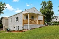 Building Photo - 3BR Aksarben- walking distance UNO, Availa...
