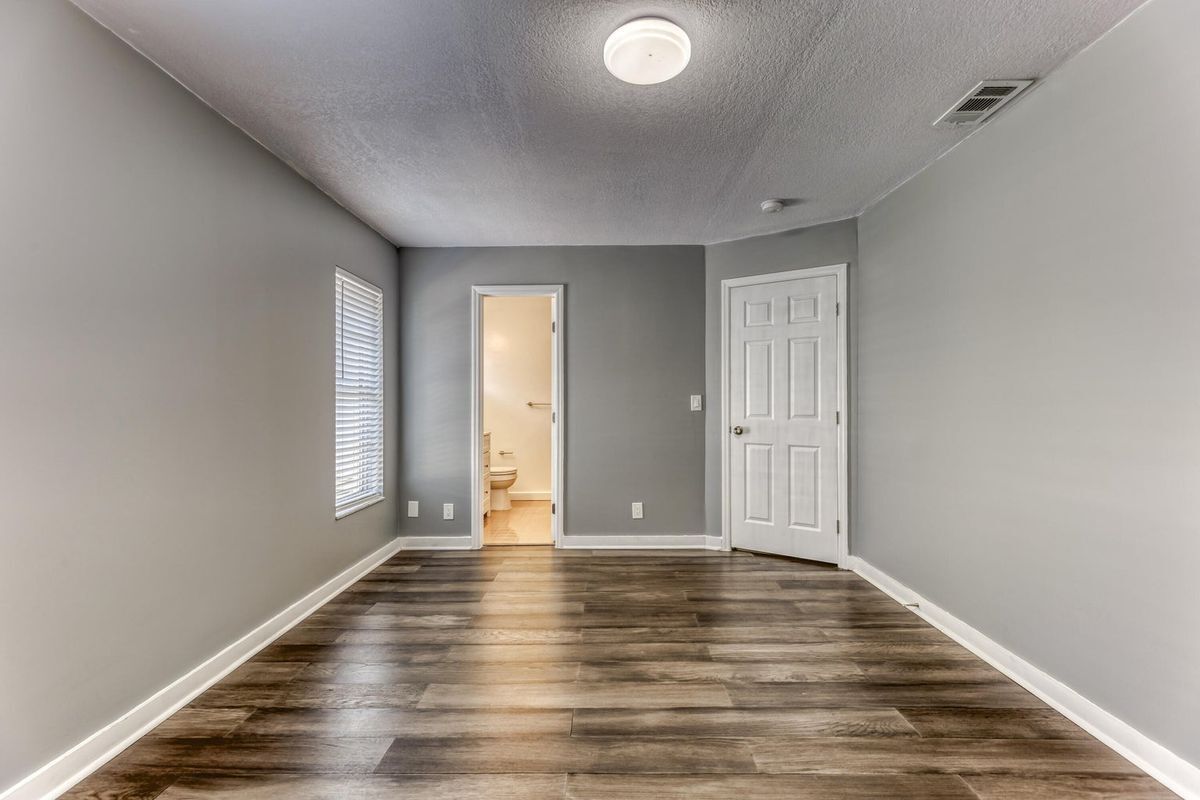 Building Photo - 7971 NW 35th Ct