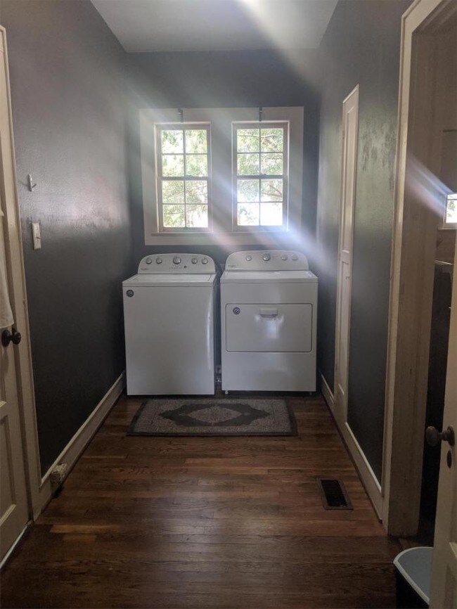 1 bedroom in Valdosta GA 31602 201 E Brookwood Pl Valdosta GA 31602