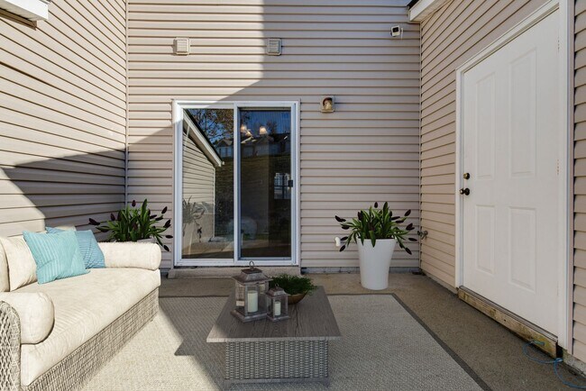 Building Photo - 318 Shadow Glen Drive, Nashville, TN 37211