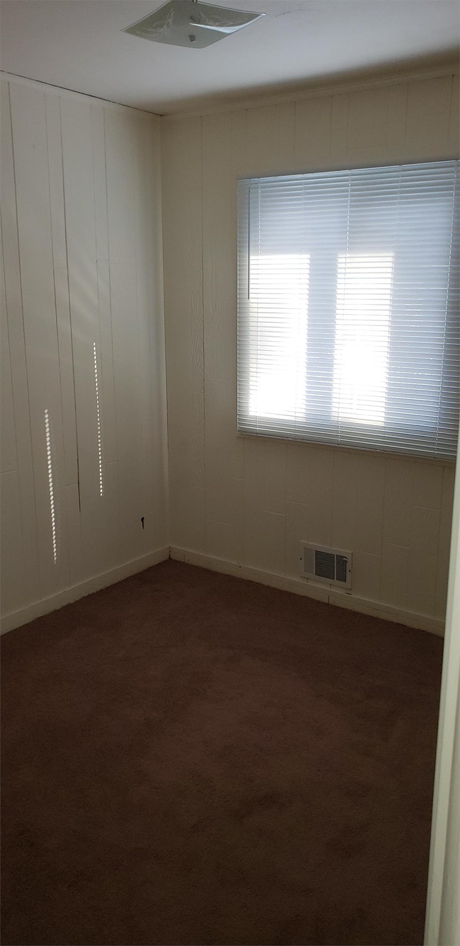 Building Photo - 2203 Barton Blvd