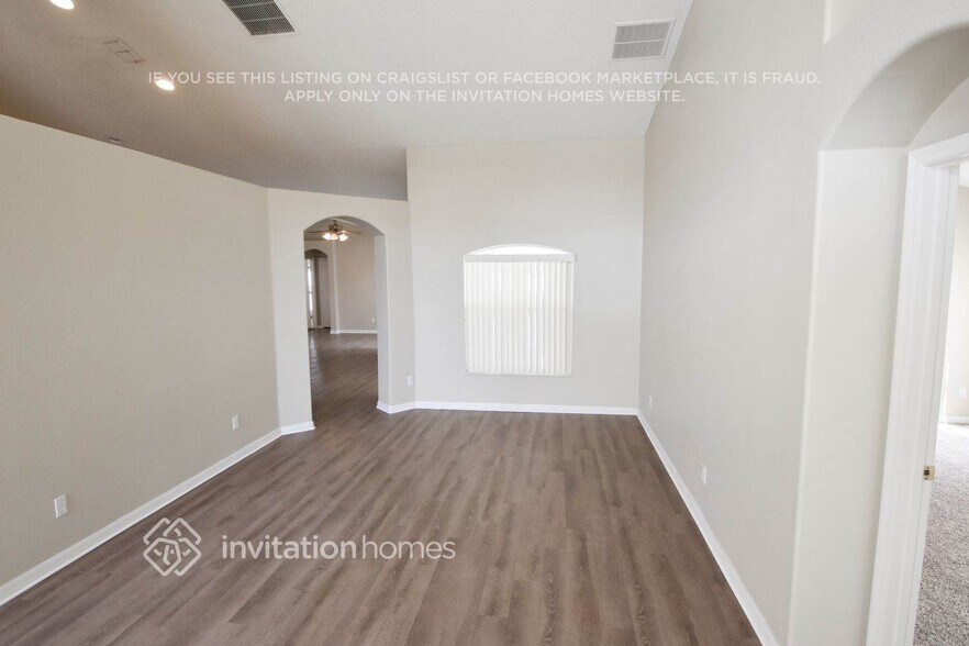 Building Photo - 15719 Heron Hill St