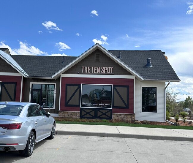 Building Photo - 2107 Sandbur Dr