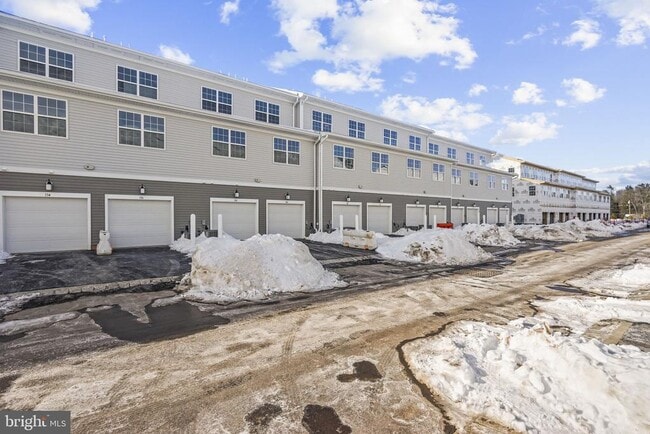 Building Photo - 140 Leona Stewart Ln