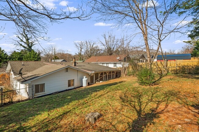 Building Photo - Modest East Asheville 3-Bedroom with Garage & Fenced-In Backyard