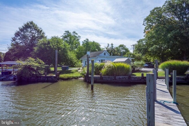 Building Photo - 6062 Drum Point Rd