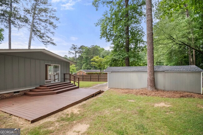 Building Photo - 2179 Beech Valley Dr