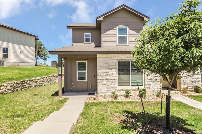 Building Photo - 18814 Nicklaus Dr