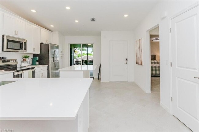 Building Photo - 5410 Double Eagle Cir