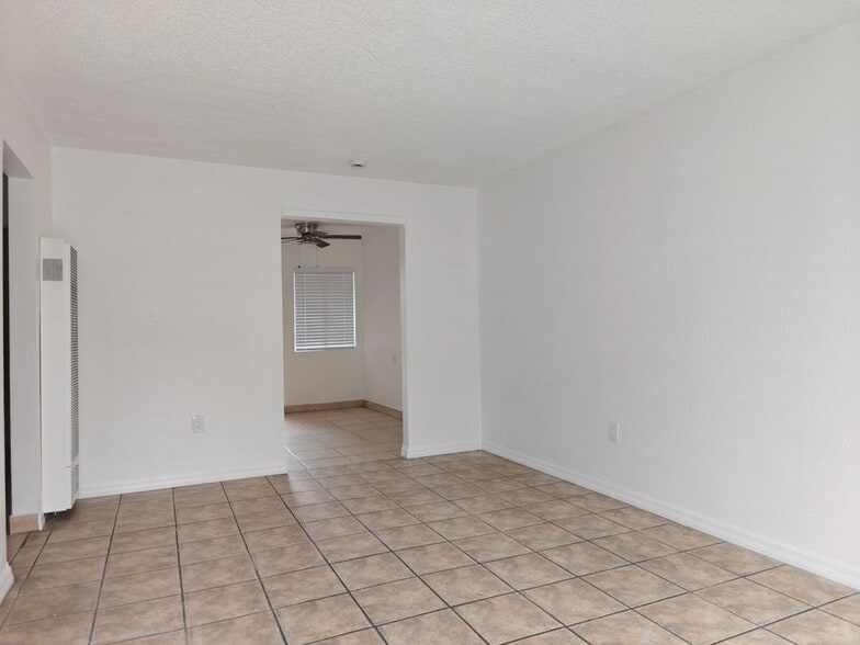 Building Photo - 1303 Turrill Ave