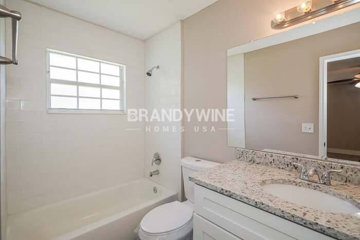 Building Photo - 3555 Barbizon Ct