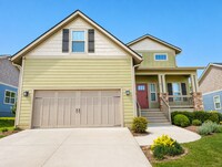 Building Photo - Lovely Weaverville Rental w/ bonus space