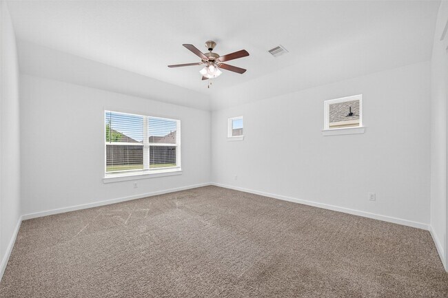 Building Photo - 16307 Rockdale Landing Dr