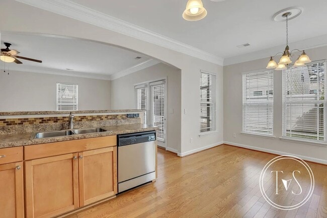 Building Photo - 175 Summer Hill Ct