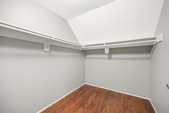 Building Photo - 1363 Westgreen Blvd