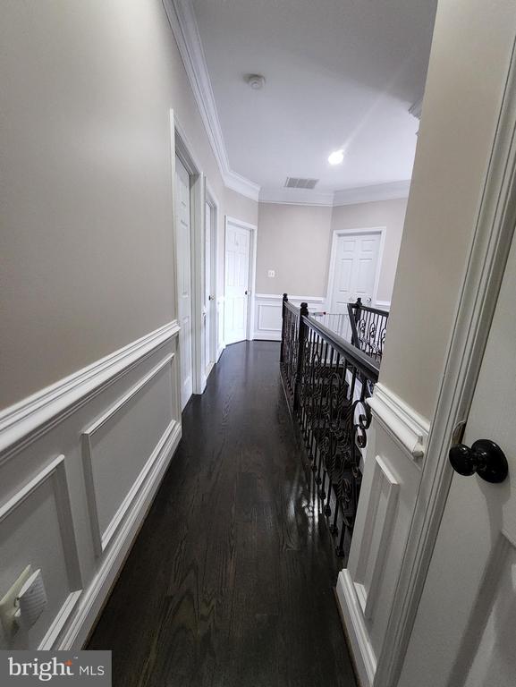 Building Photo - 10782 Lord Chancellor Ln