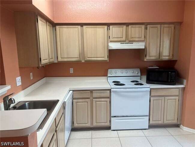 Building Photo - 23580 Walden Center Dr