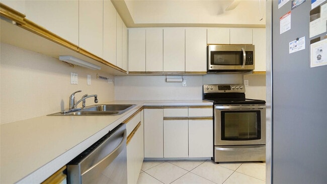 Building Photo - 3750 Galt Ocean Dr