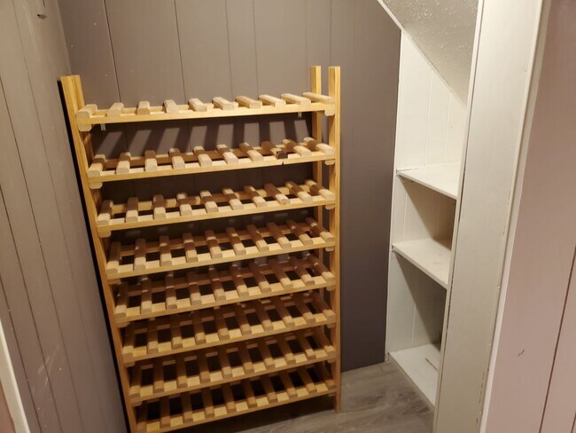 Building Photo - Charming 4 BR/ 2 BA North Spokane Home