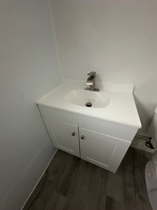 Building Photo - 1518 13th St