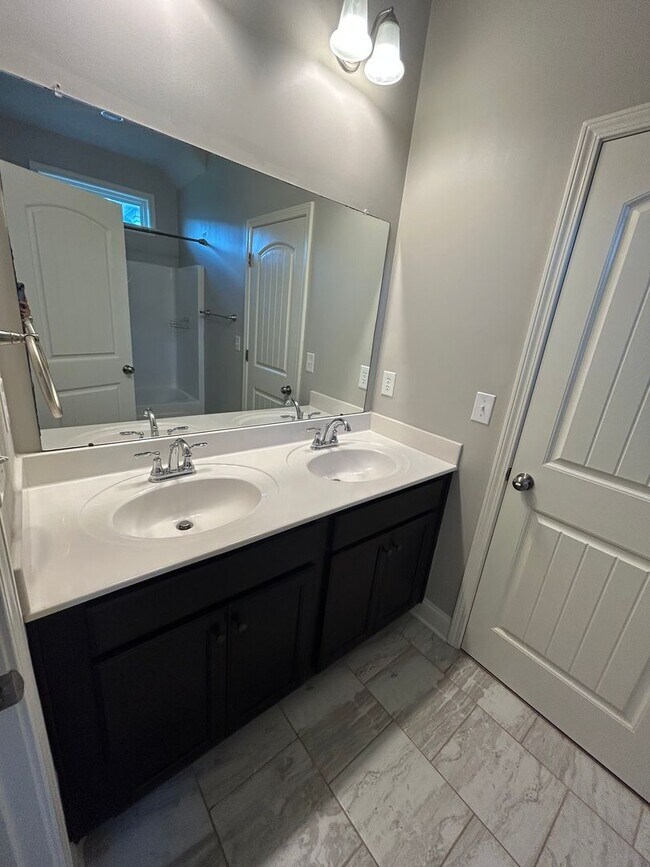 Building Photo - 108 Bridgemill Ave